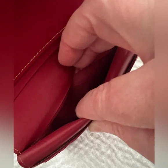 Burberry wallet like new
